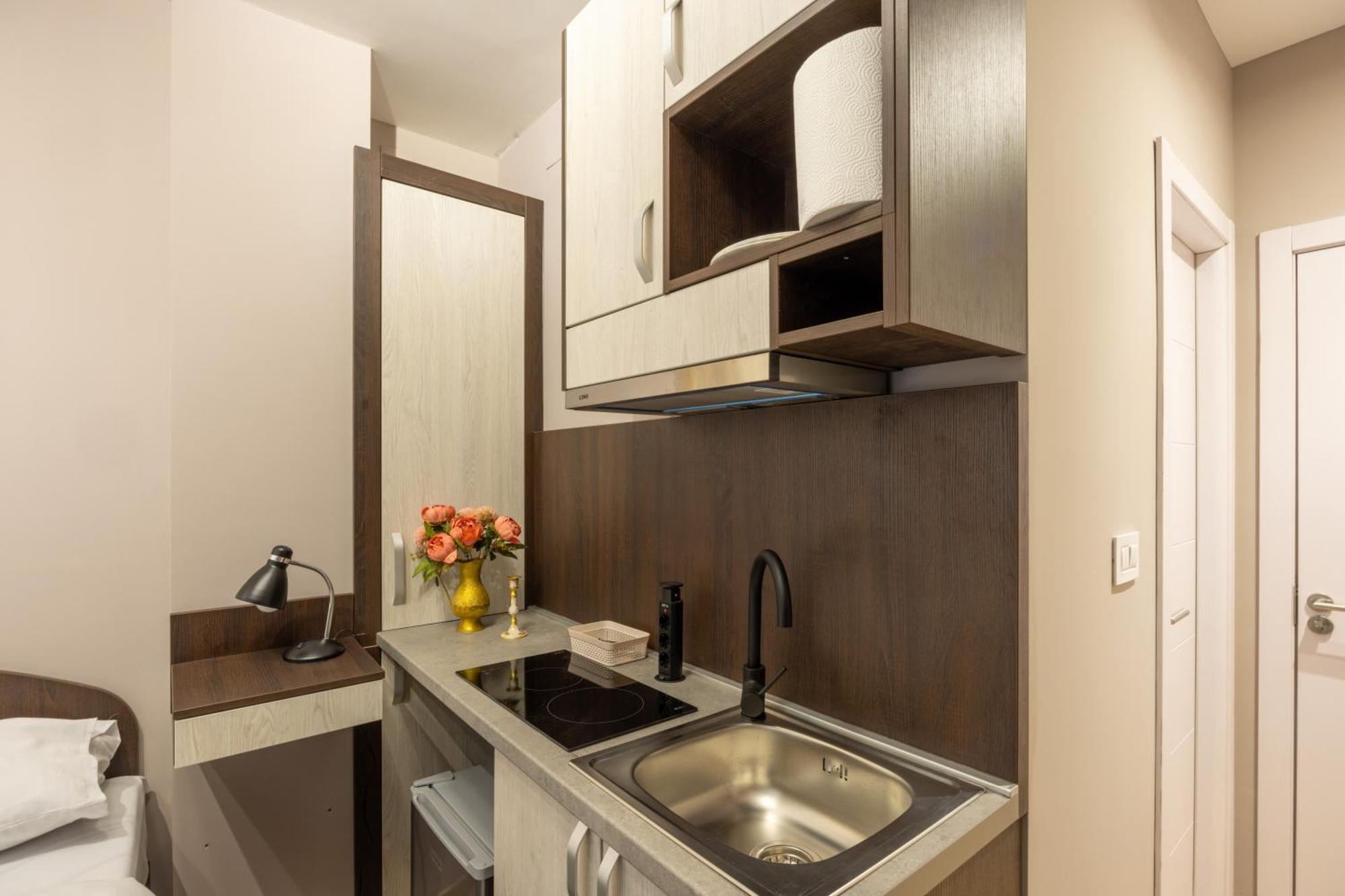 Center Prestige Apartments Белград Экстерьер фото